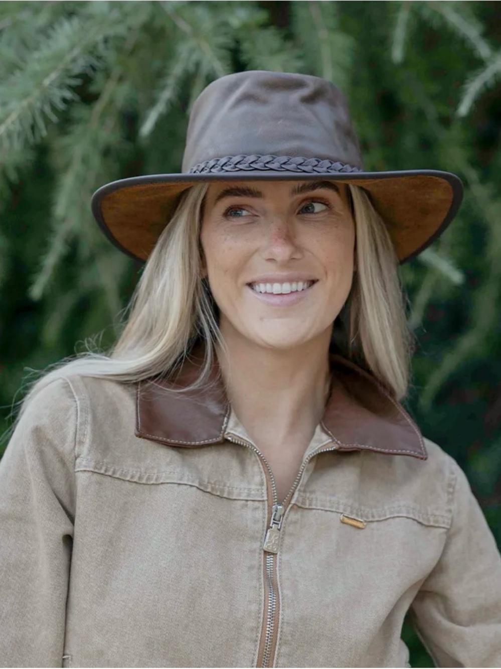 Women's Brown Braided-Trim Crusher/ Bomber Brown leather Hat - Picture 2 of 4